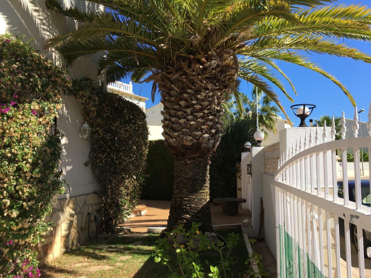 Villa Frente Al Mar Oliva Exterior foto